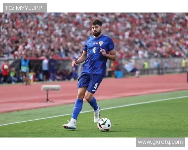 格瓦迪奥尔的崛起之路：从青涩小将到足坛新星的传奇旅程